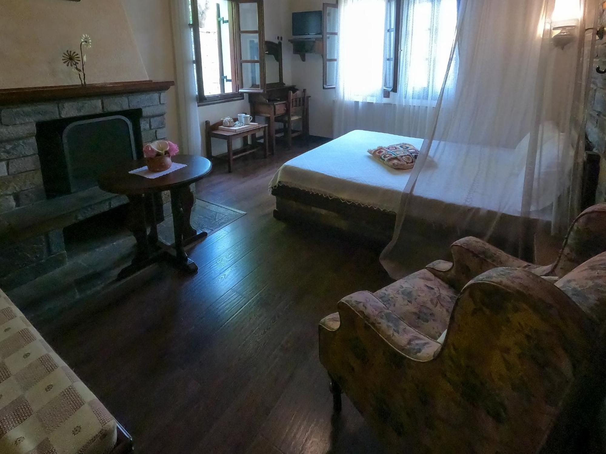 Amalthia Traditional Guesthouse Tsagarada Bilik gambar